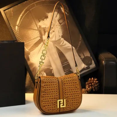 Everyday Glow Trendy Leather Purse