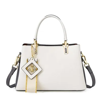 Luxury Lady Signature Carry Purse