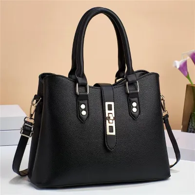 Chic Diva Signature Tote Purse