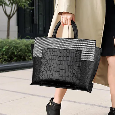 Glow Luxury Shoulder Tote Bag