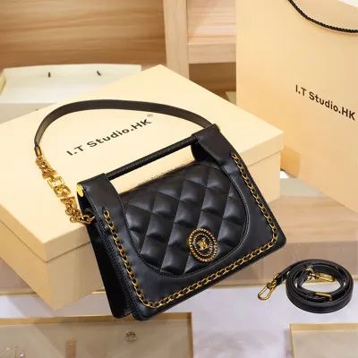 Pure Elegance Fashion Carry Handbag