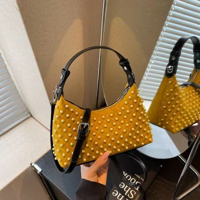 Urban Vibe Shoulder Bag