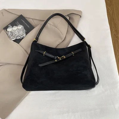 Everyday Comfort Shoulder Bag