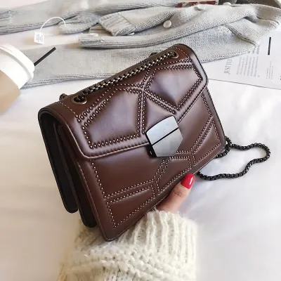 Modern Look Shoulder Carry