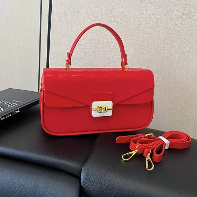 Urban Trend Shoulder Bag