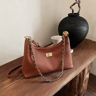 Crystal Glow Party Handbag
