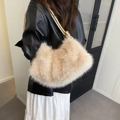 Everyday Go-To Crossbody Bag