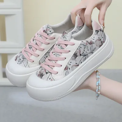 Pure Elegance Classic shoes