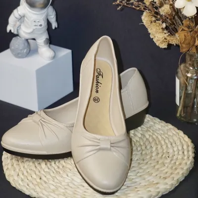 Soft Step Everyday Comfort rubber Shoes