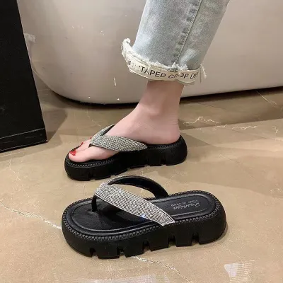 Elegant Pearl Design Sandals