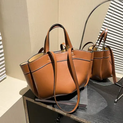 Everyday Glow Shoulder Bag