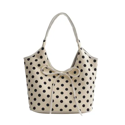 Midnight Grace Shoulder Tote