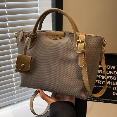 Daily Charm Mini Crossbody