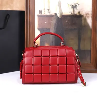 Minimal Fashion Square Shoulder Bag