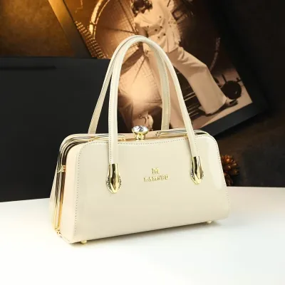 Urban Trend Classic Crossbody Bag