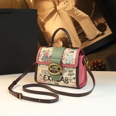 Elegant Shine Medium Shoulder Bag