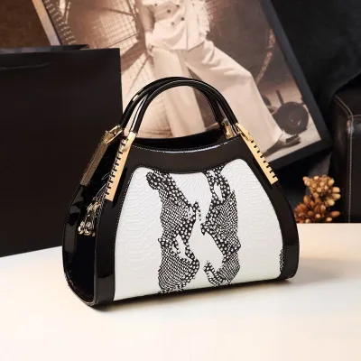 Classy Touch Shoulder Handbag