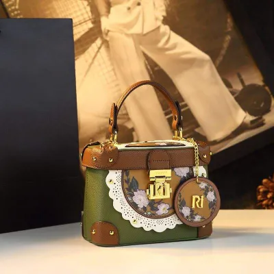 Pure Edge Sleek Crossbody Bag