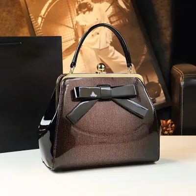 Soft Classic Fabric Shoulder Tote