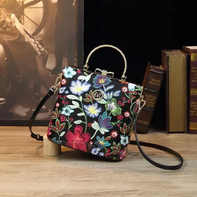 Crystal Shine Trend Handbag