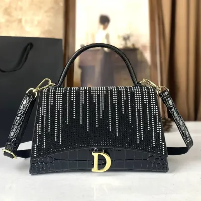 Everyday Luxury Hand Tote