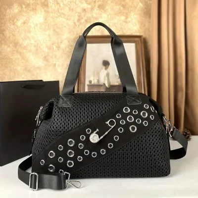 Urban Beat Slim Crossbody Bag