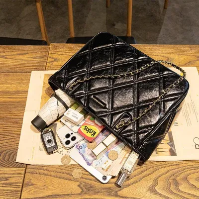 Golden Touch Stylish Handbag