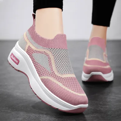 Urban Walk Everyday Sneakers