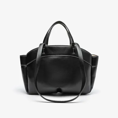 Bold Charm Shoulder Carry