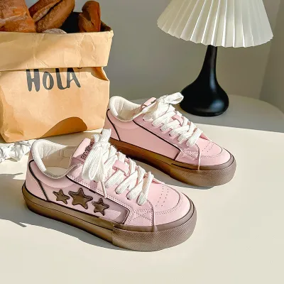 UrbanEase Women Casual Sneakers