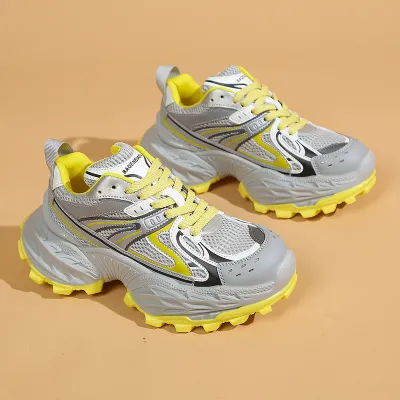 Ease Lightweight Women Sneakers