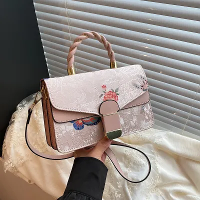Midnight Elegance Shoulder Carry