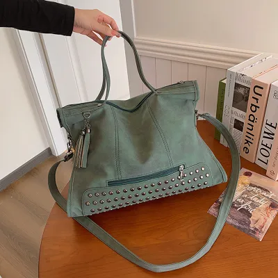 City Pulse Daily Cross-Body