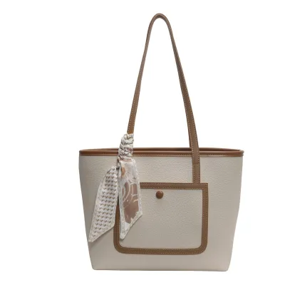 City Mood Compact Shoulder Bag