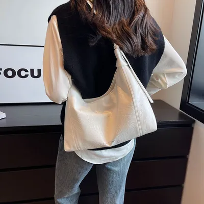 PURPOSE CHIC HANDBAG