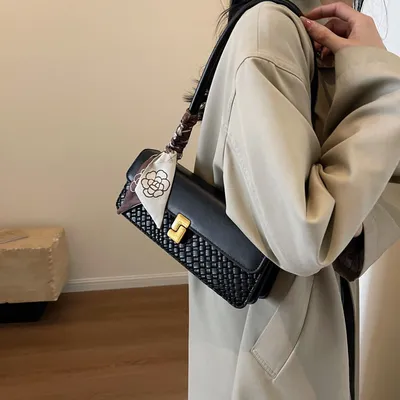 SOFT & CLASSY SLING BAG