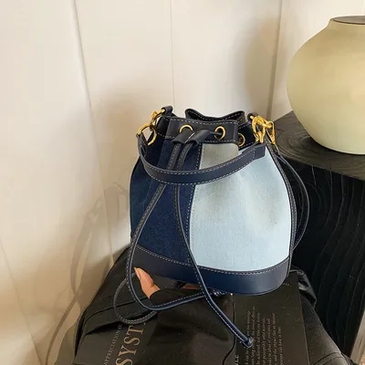 MINI TOTE WITH BIG STYLE