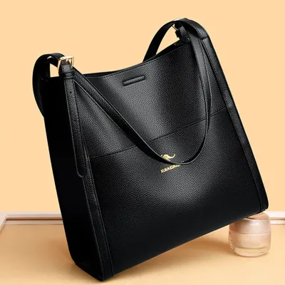 Classic Vibe Carry Tote