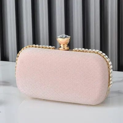 Chic Minimalist Clutch Bag