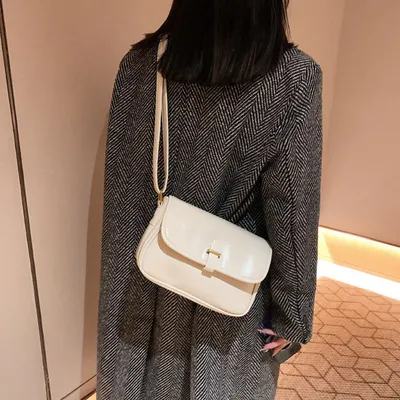 ULTRA MODERN TOTE BAG