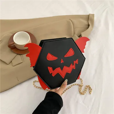 PREMIUM CHAIN SLING BAG