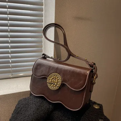 VINTAGE STYLE FASHION PURSE