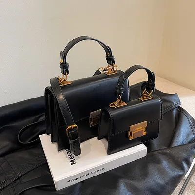 VERSATILE SMART SHOULDER PURSE