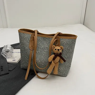 CUTE GIRLS’ HANDBAG COLLECTION