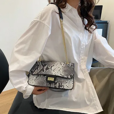 SOFT AND SMOOTH TOTE BAG