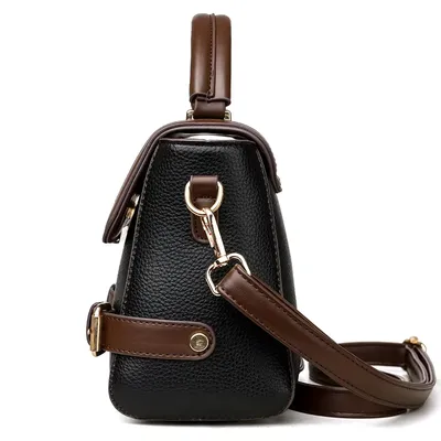 ULTRA LIGHTWEIGHT SLING BAG