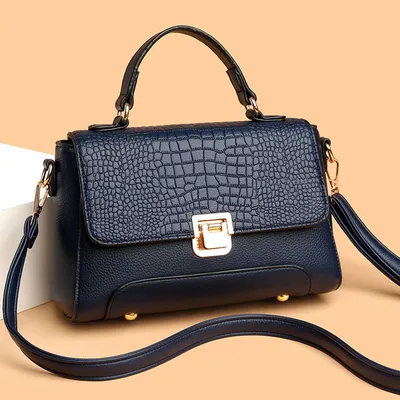 RETRO INSPIRED SHOULDER PURSE