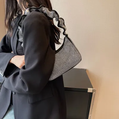 QUILTED TEXTURE SHOULDER BAG