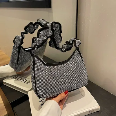 QUILTED TEXTURE SHOULDER BAG