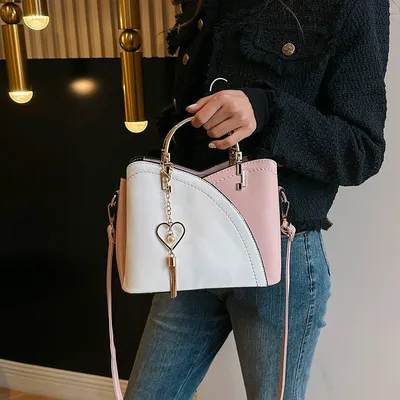 MODERN STYLE CROSSBODY PURSE